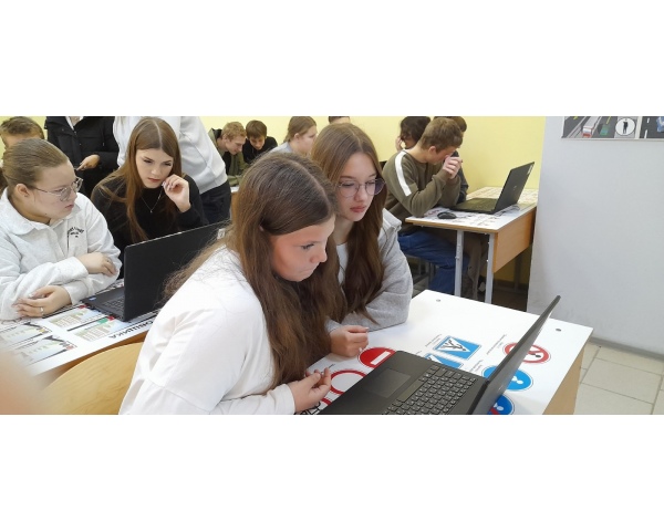 18 октября в Голышмановском агропедколледже состоялся Единый день открытых дверей в рамках федерального проекта «Профессионалитет».