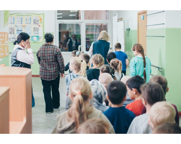  Для будущих первоклассников провели ознакомительную экскурсию по школе.