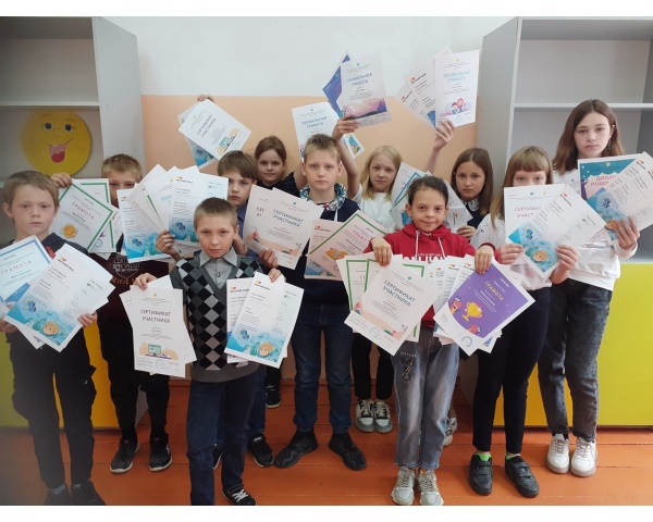 Учащиеся 4 класса - активные участники образовательных порталов Учи.ру и Яндекс-учебник 