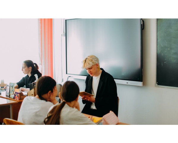 В школе продолжается проект «Читаем вслух»!