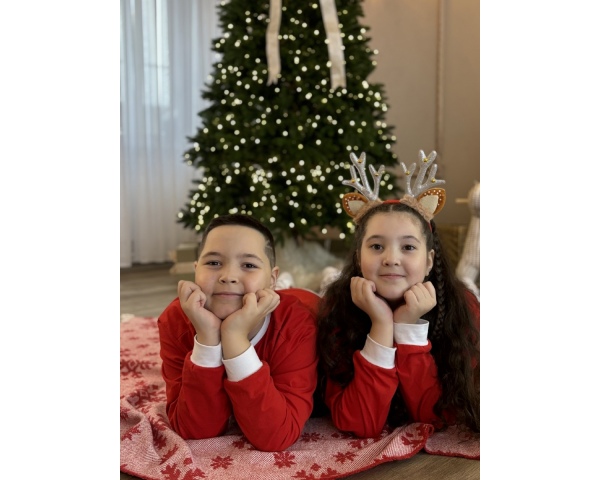 Ученики школы участвуют в онлайн-акции «Новогоднее настроение».