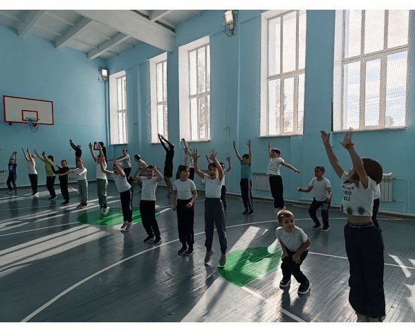  Всероссийский марафон «Зарядка Героя»